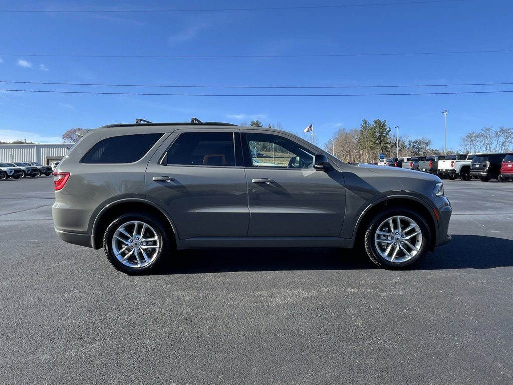 Used 2024 Dodge Durango GT image 24