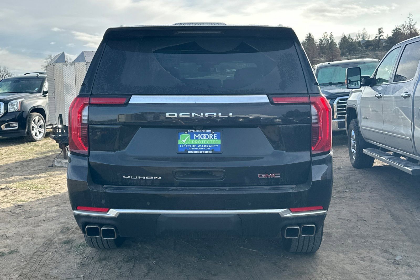 Used 2026 GMC Yukon XL Denali w/ Sun & Power Step Package image 3