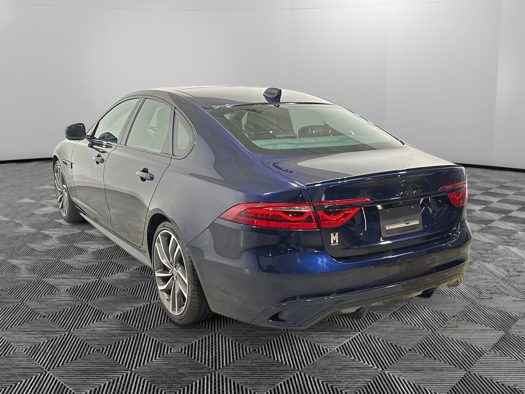 Used 2024 Jaguar XF R-Dynamic SE AWD/4WD image 3