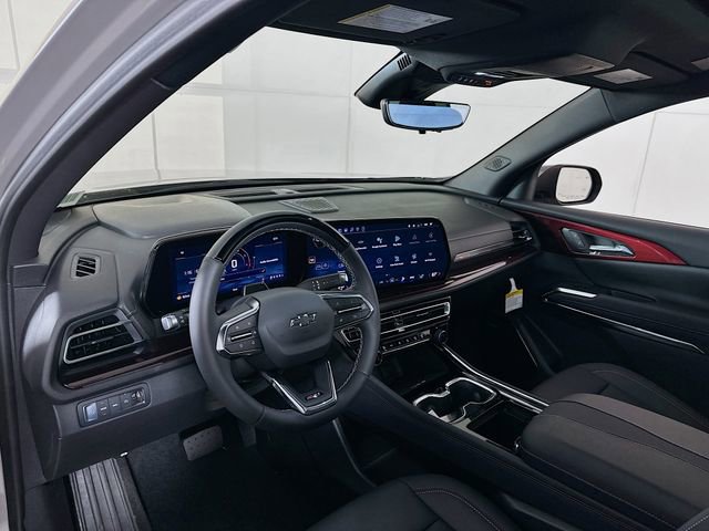 New 2026 Chevrolet Traverse Z71 w/ Enhanced Driving Package image 9