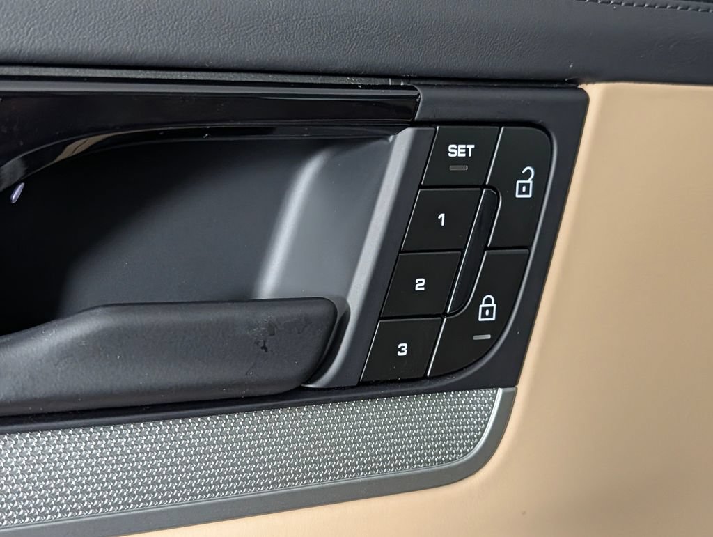 New 2026 Porsche Cayenne AWD/4WD image 26
