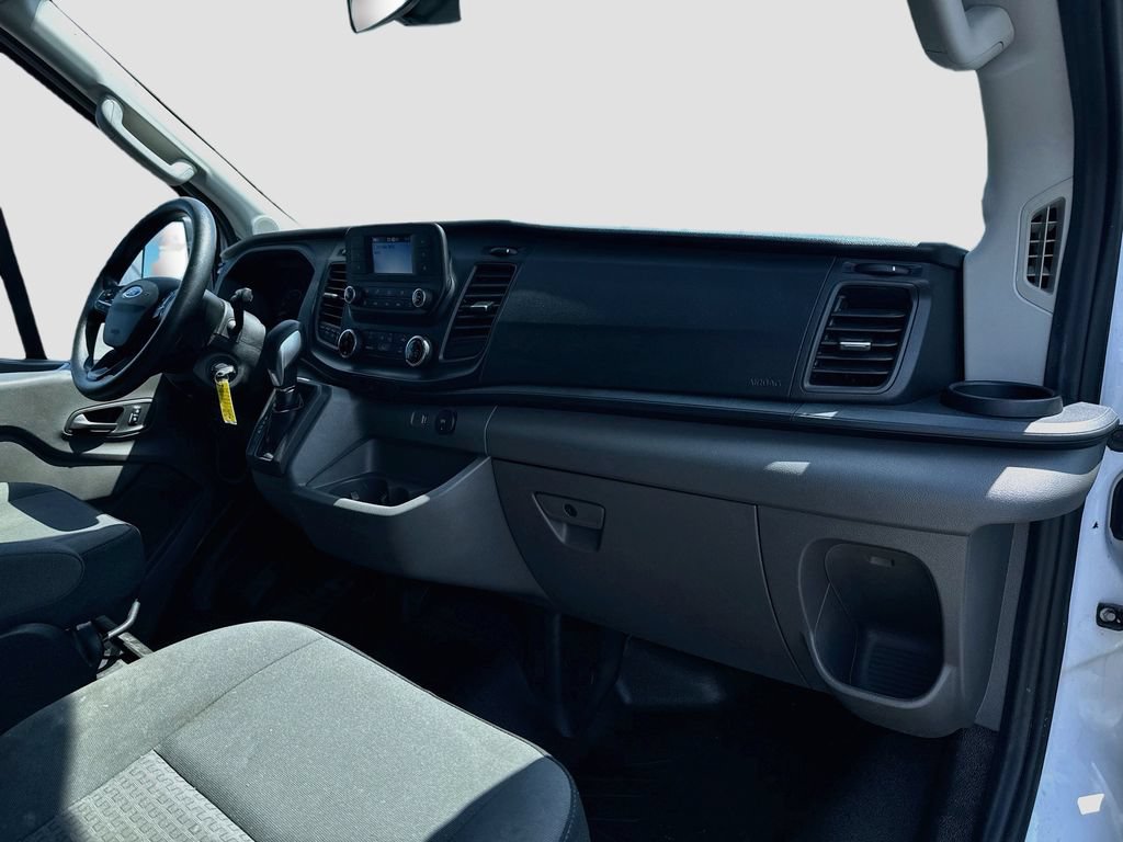 Used 2024 Ford Transit 250 148 Medium Roof RWD image 25