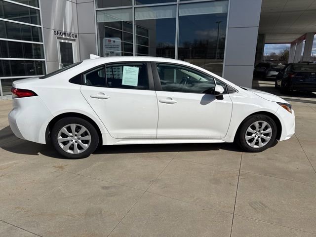 Used 2023 Toyota Corolla LE image 8
