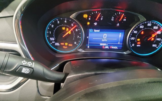 Used 2020 Chevrolet Equinox LT image 32