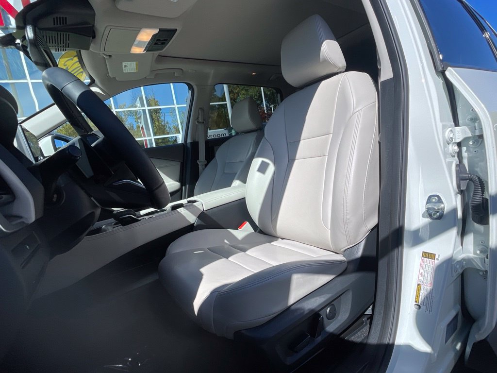 Certified 2023 Nissan Rogue SL AWD/4WD image 16