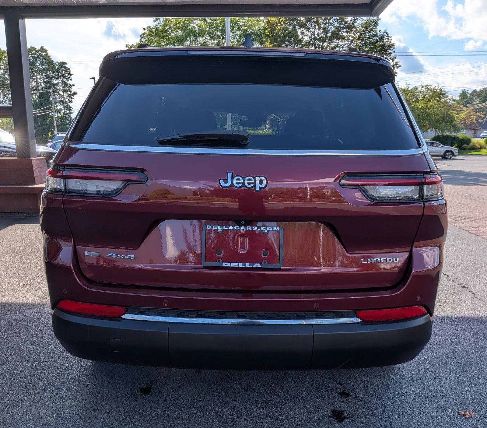 Used 2022 Jeep Grand Cherokee L Laredo w/ Luxury Tech Group I AWD/4WD image 9