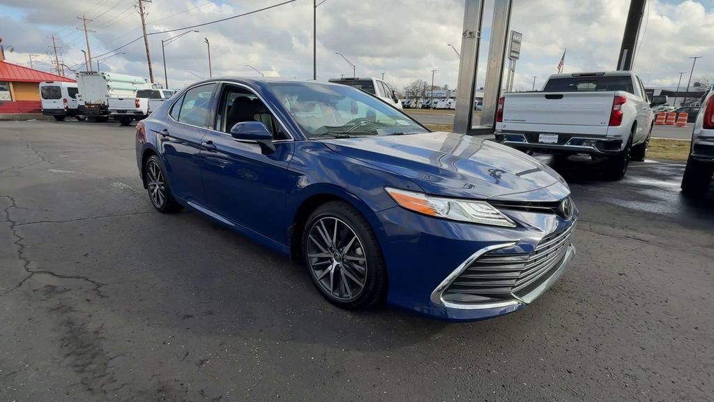 Used 2024 Toyota Camry XLE w/ Cold Weather Package image 2