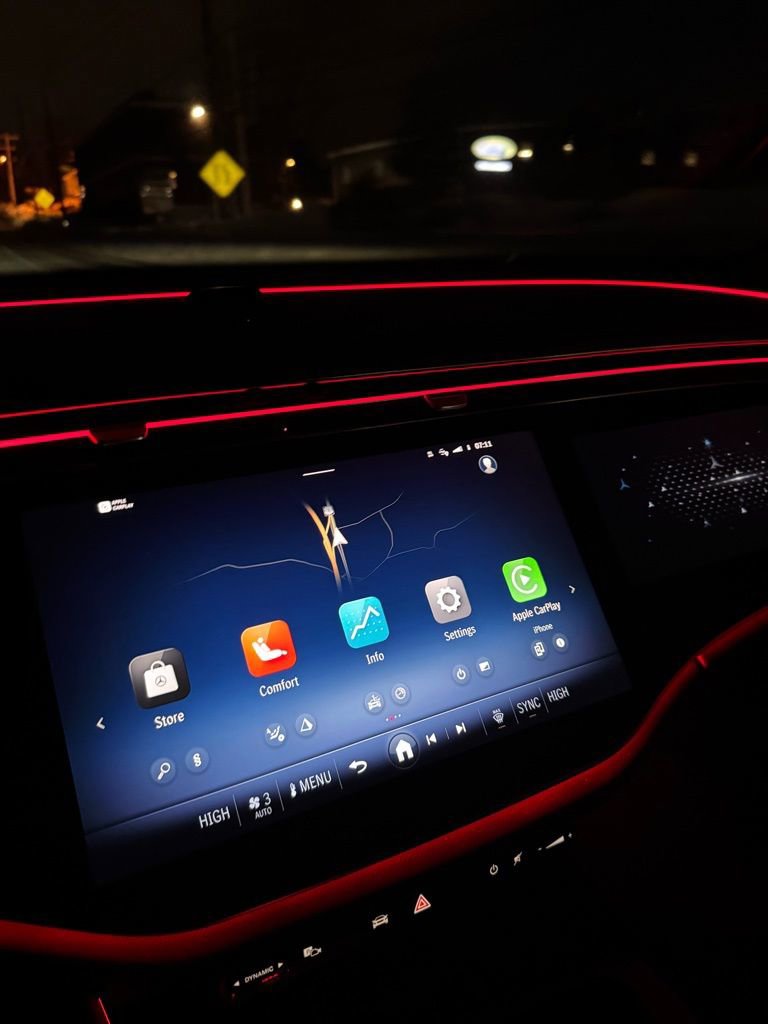 Used 2025 Mercedes-Benz E 450 4MATIC Sedan image 9