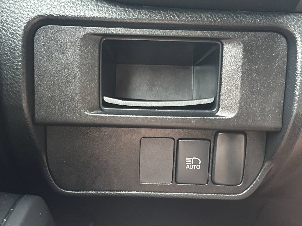 Used 2019 Toyota Tacoma SR w/ SX Package AWD/4WD image 32