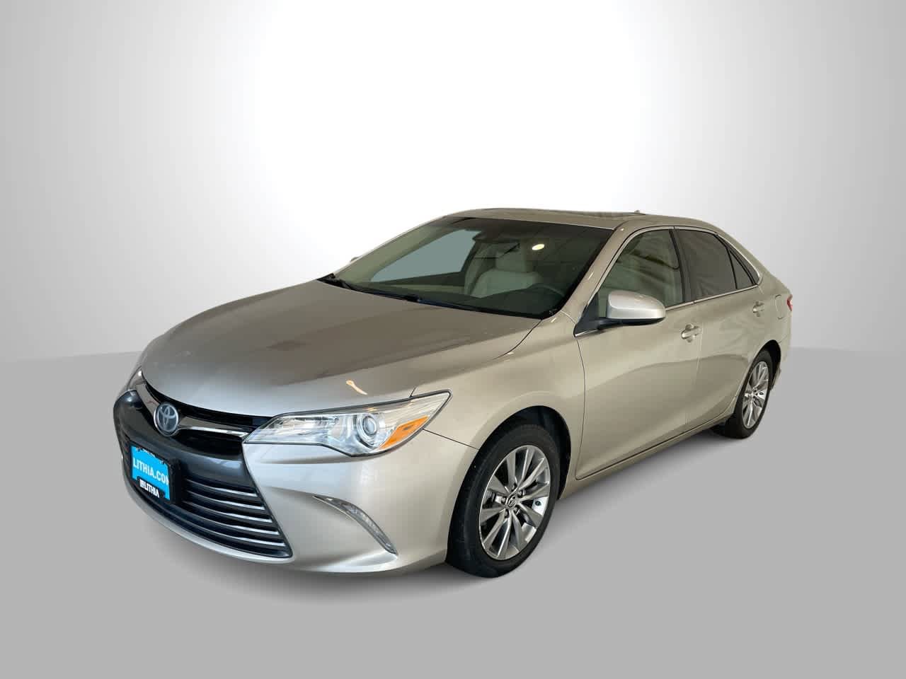 Used 2016 Toyota Camry XLE w/ Moonroof Package