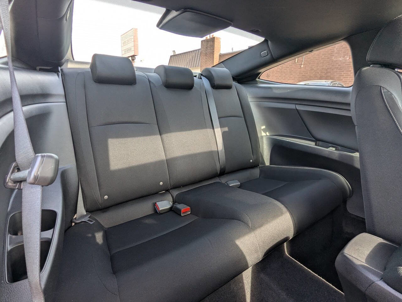 Used 2019 Honda Civic EX image 15