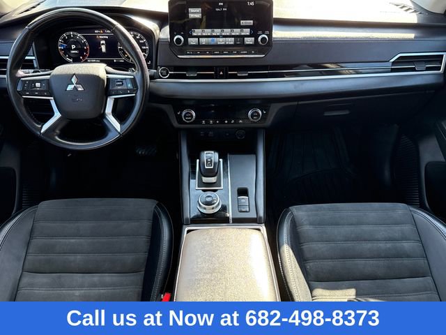 Used 2024 Mitsubishi Outlander SE Black Edition image 11
