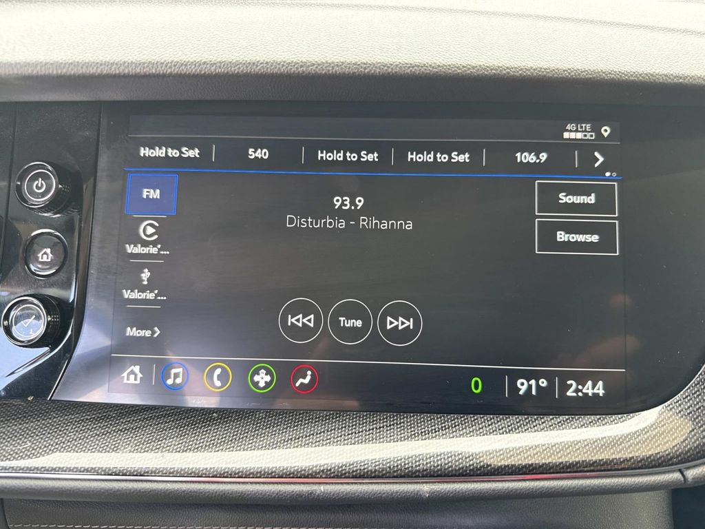Used 2023 Buick Envision Essence FWD image 28
