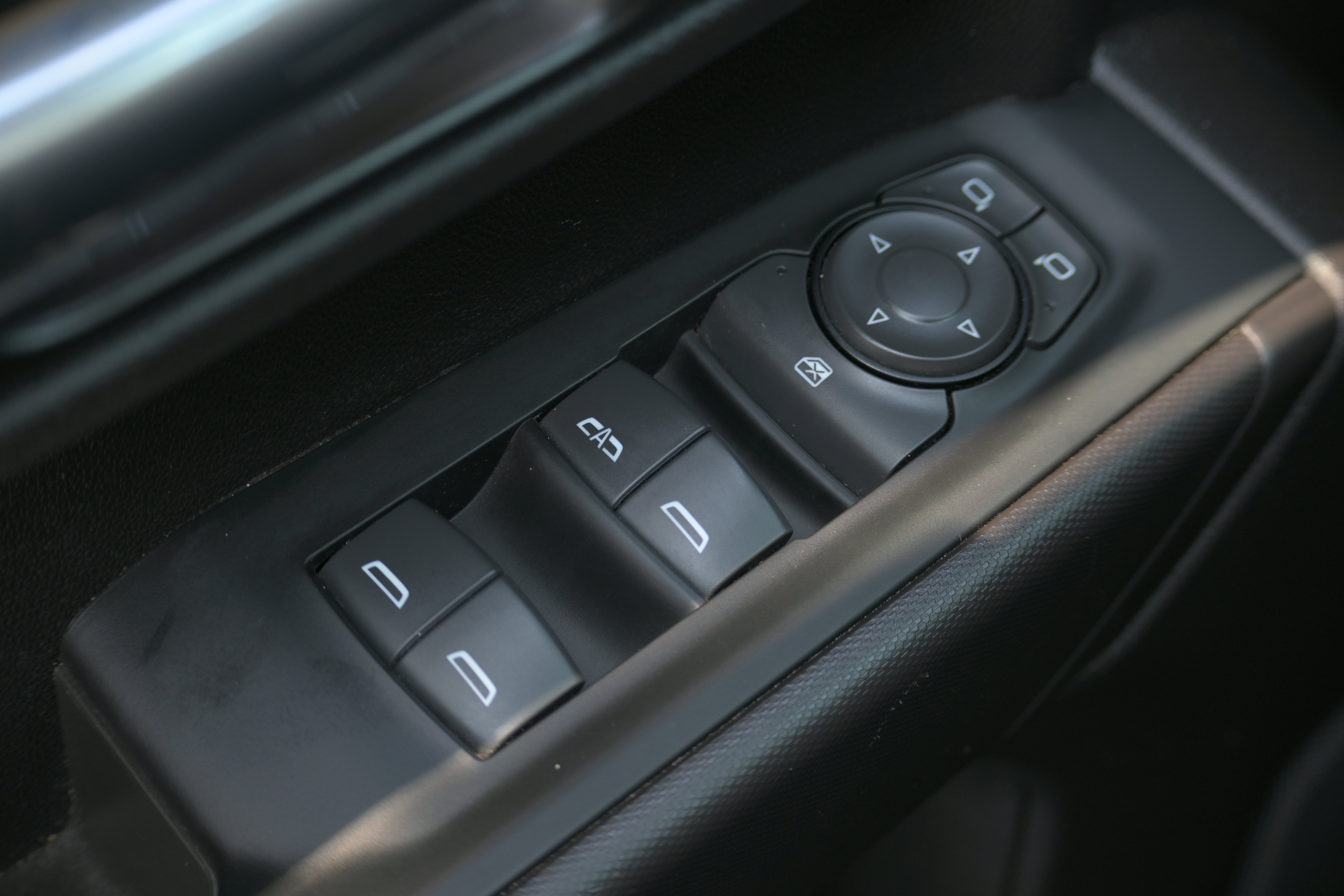 Used 2023 Chevrolet Silverado 1500 Custom image 23