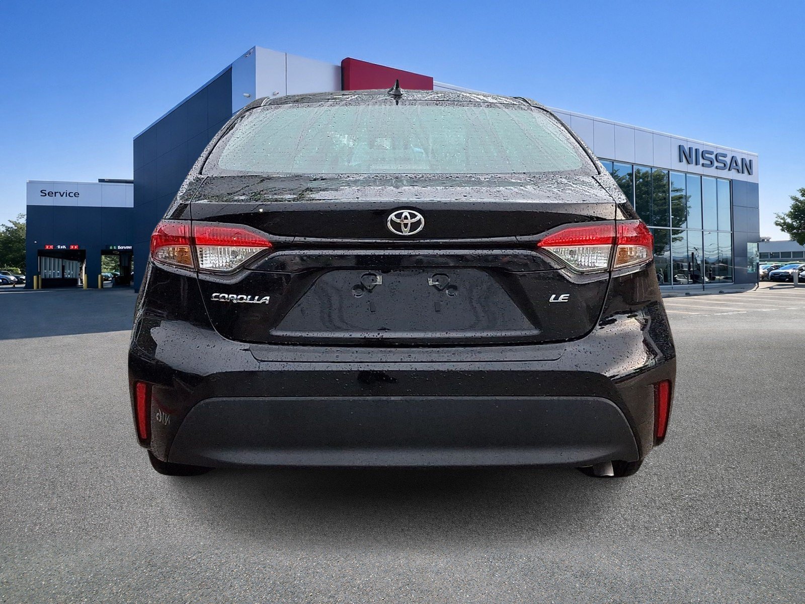 Used 2026 Toyota Corolla LE FWD image 5