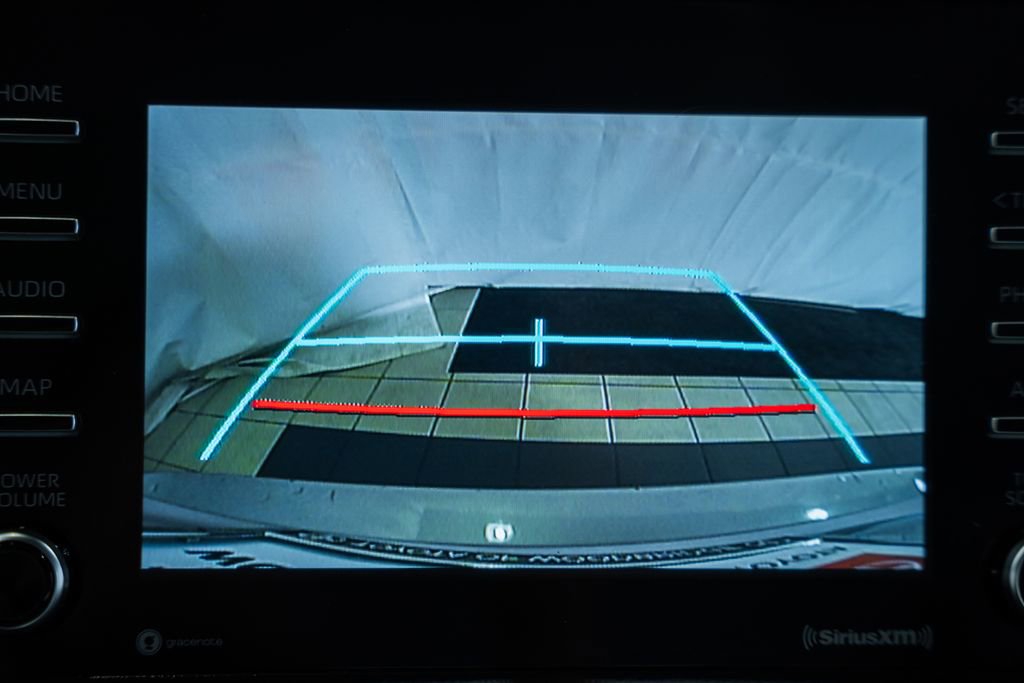 Used 2024 Toyota Camry SE image 36