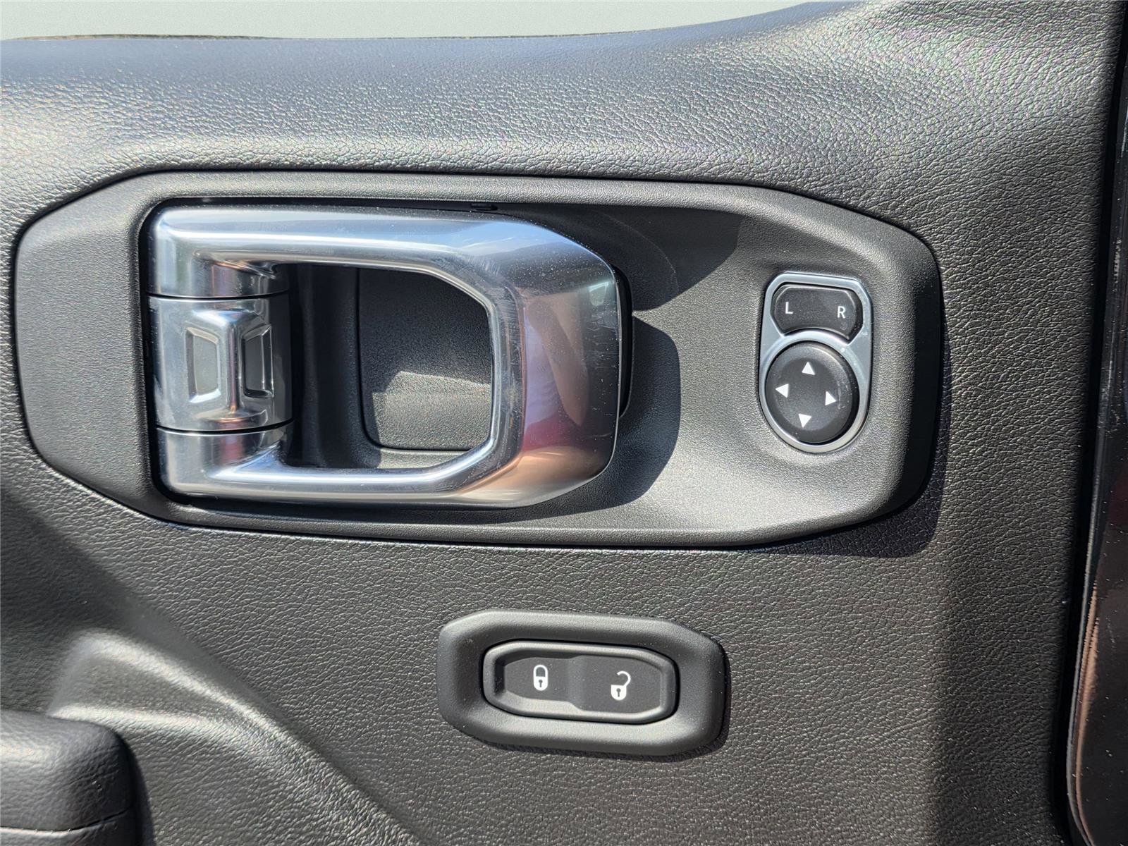 New 2026 Jeep Wrangler Sport S image 20