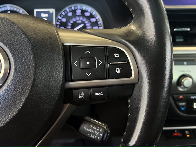 Used 2018 Lexus ES 350 w/ Luxury Package w/Wood Trim FWD image 37