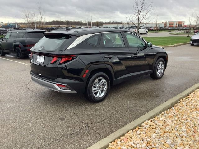 Certified 2026 Hyundai Tucson SE FWD image 6