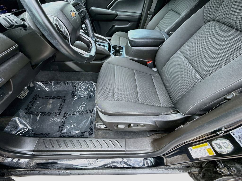 Used 2024 Chevrolet Colorado LT w/ LT Convenience Package II AWD/4WD image 19