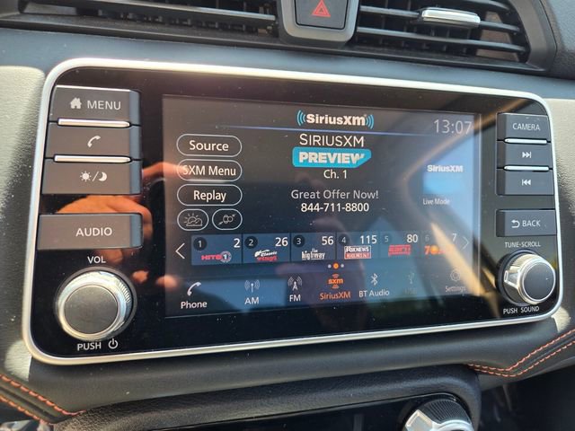 Used 2022 Nissan Versa SR image 14