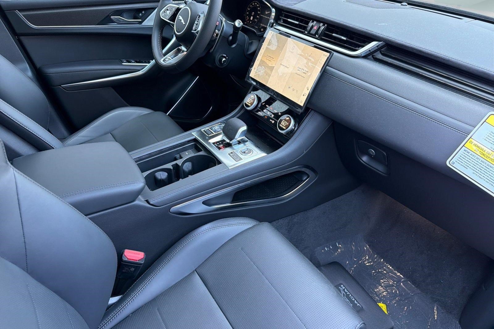 New 2026 Jaguar F-PACE SVR 575 Edition AWD/4WD image 29