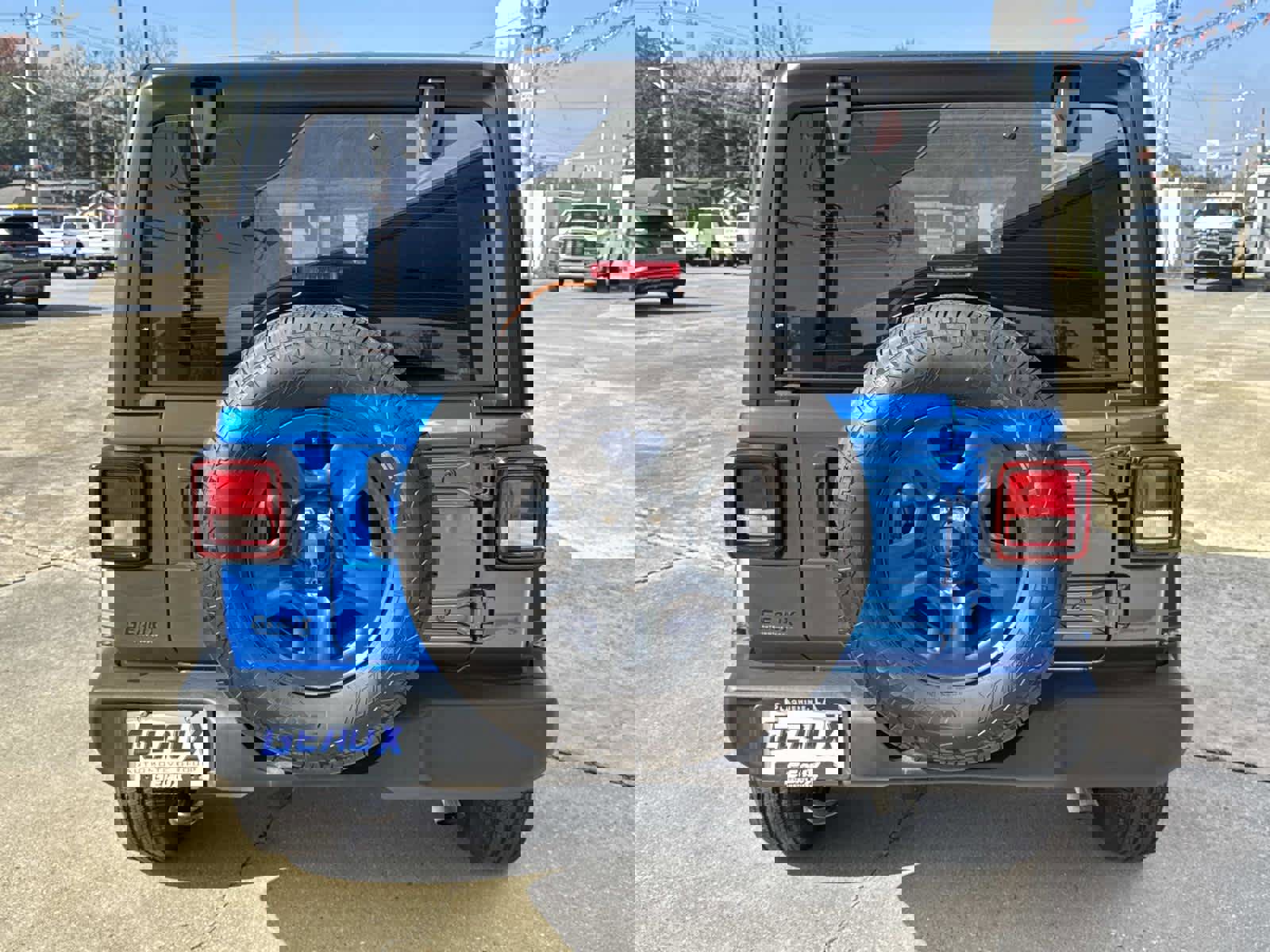 Used 2025 Jeep Wrangler Sport image 10