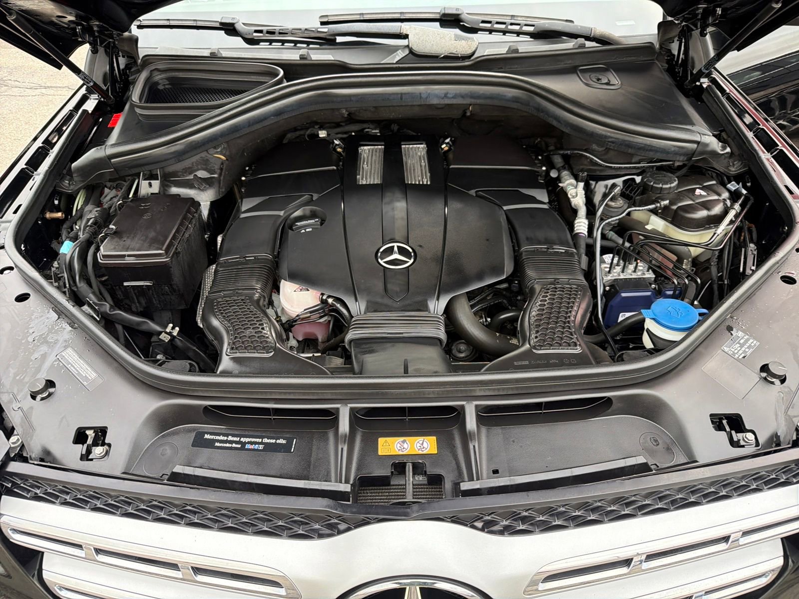 Used 2017 Mercedes-Benz GLS 450 4MATIC w/ Premium Package image 30
