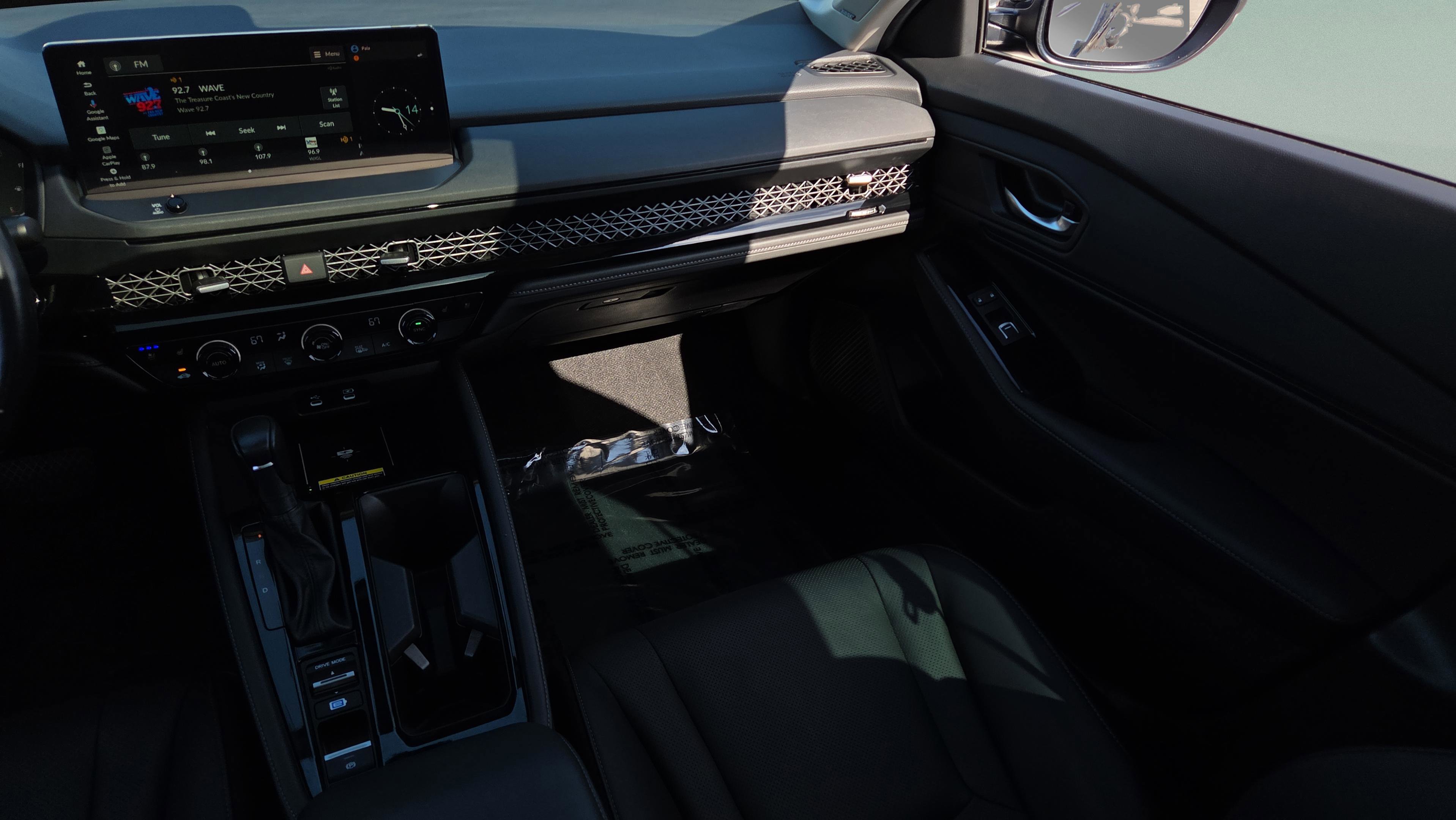 Used 2025 Honda Accord Touring image 14