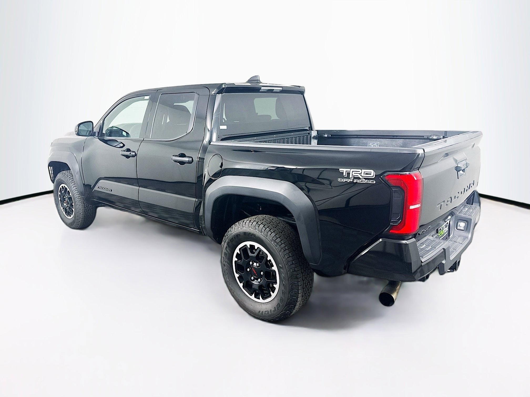 Used 2025 Toyota Tacoma TRD Off-Road image 5