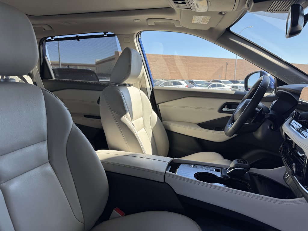 Used 2023 Nissan Rogue SL w/ SL Premium Package FWD image 45