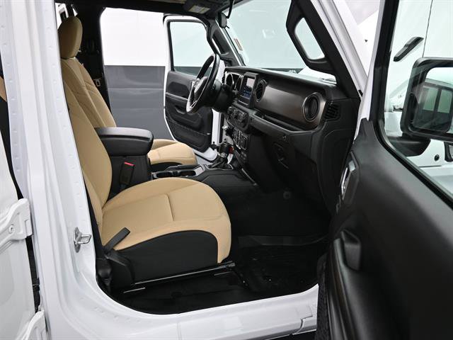 Used 2020 Jeep Gladiator Sport w/ Quick Order Package 24S image 15