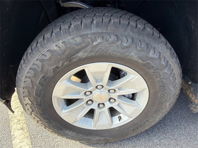 Used 2023 Chevrolet Silverado 1500 LT w/ Protection Package image 11