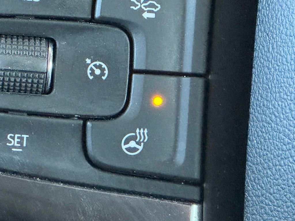 Used 2025 Chevrolet Blazer RS image 35