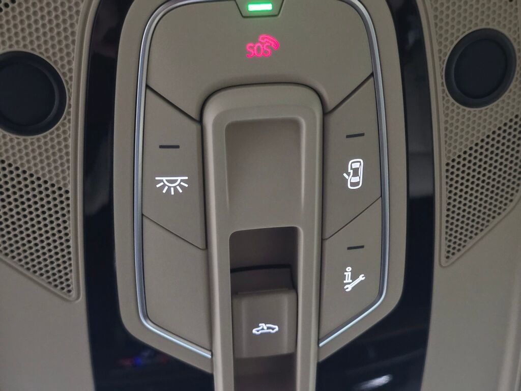 Used 2023 Audi A4 2.0T Premium w/ Convenience Package image 46