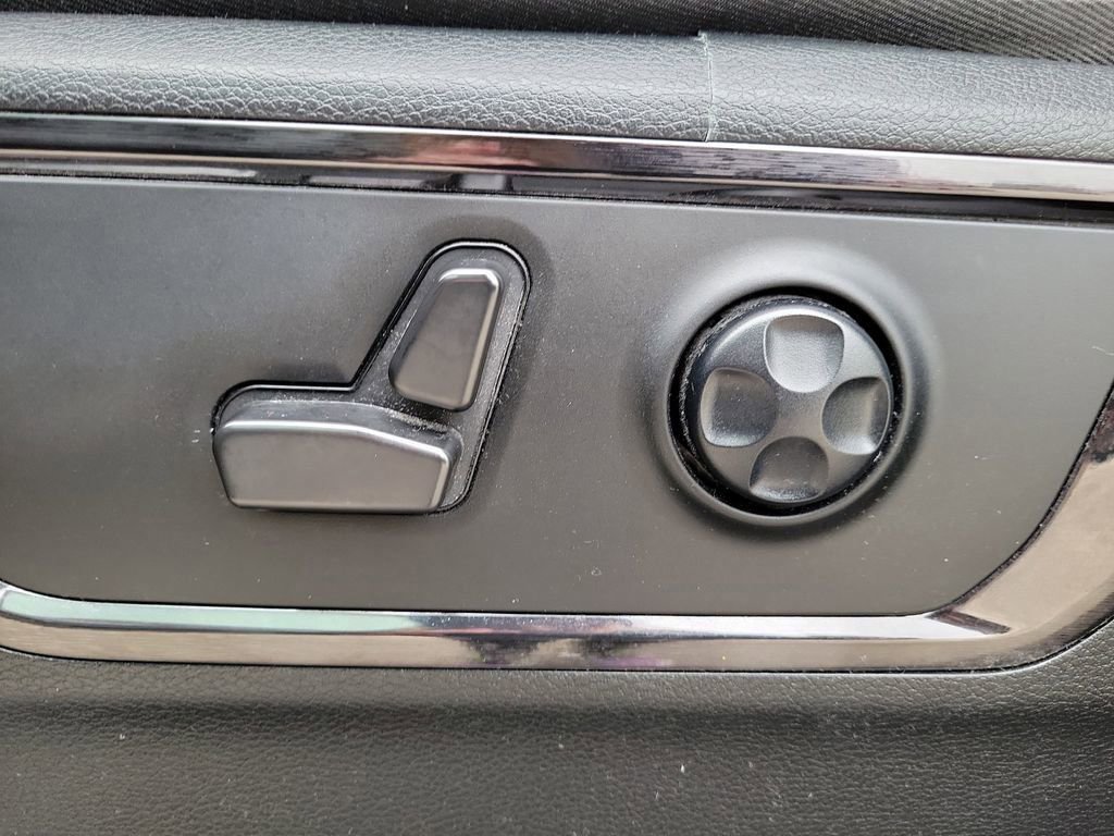 Used 2023 RAM 1500 Limited image 17