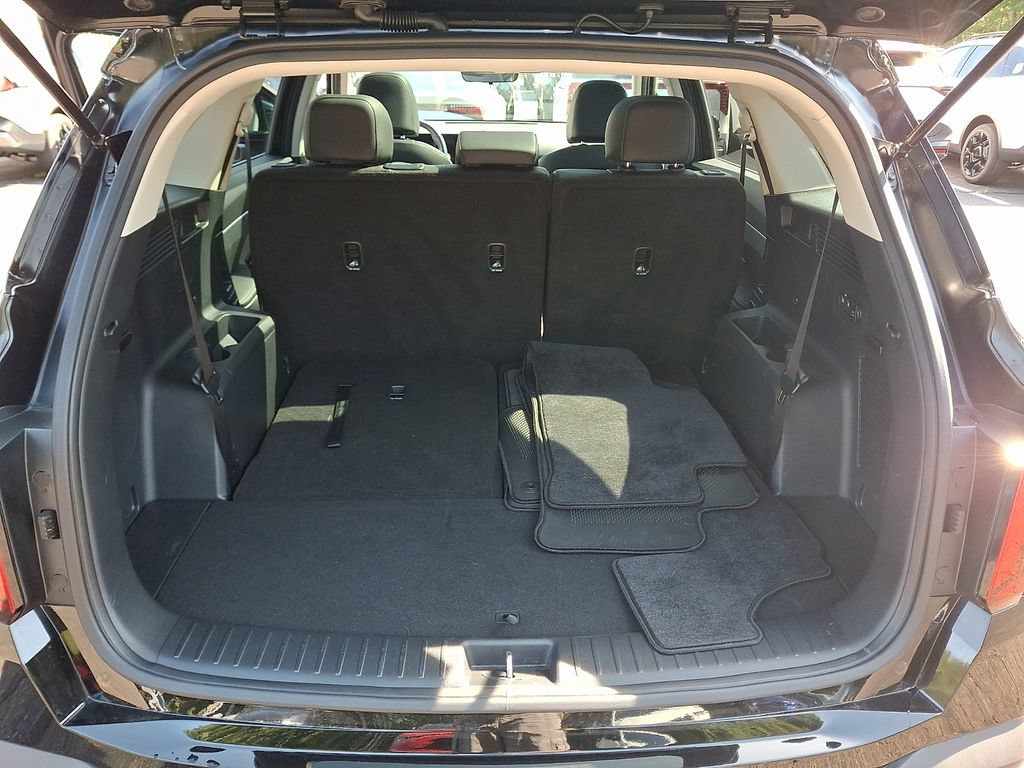 Certified 2026 Kia Sorento S w/ S Panoramic Sunroof Package AWD/4WD image 30