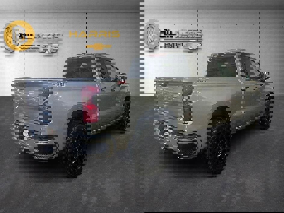 New 2026 Chevrolet Silverado 1500 Custom image 2