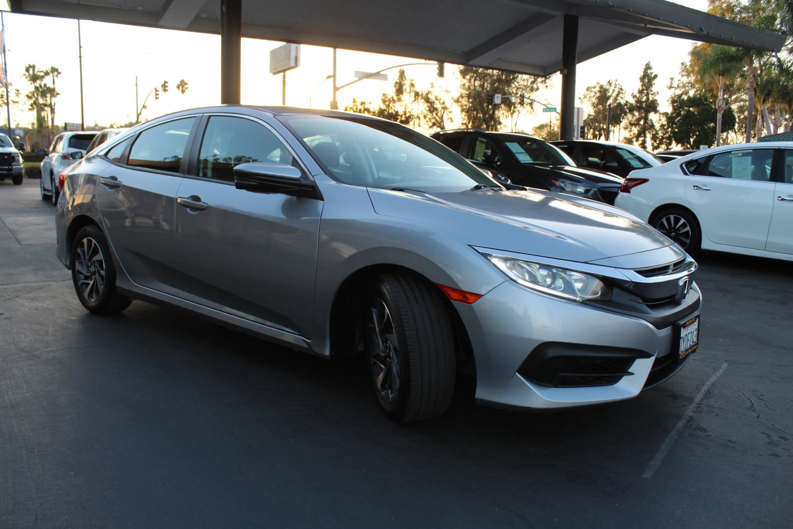 Used 2017 Honda Civic EX image 7