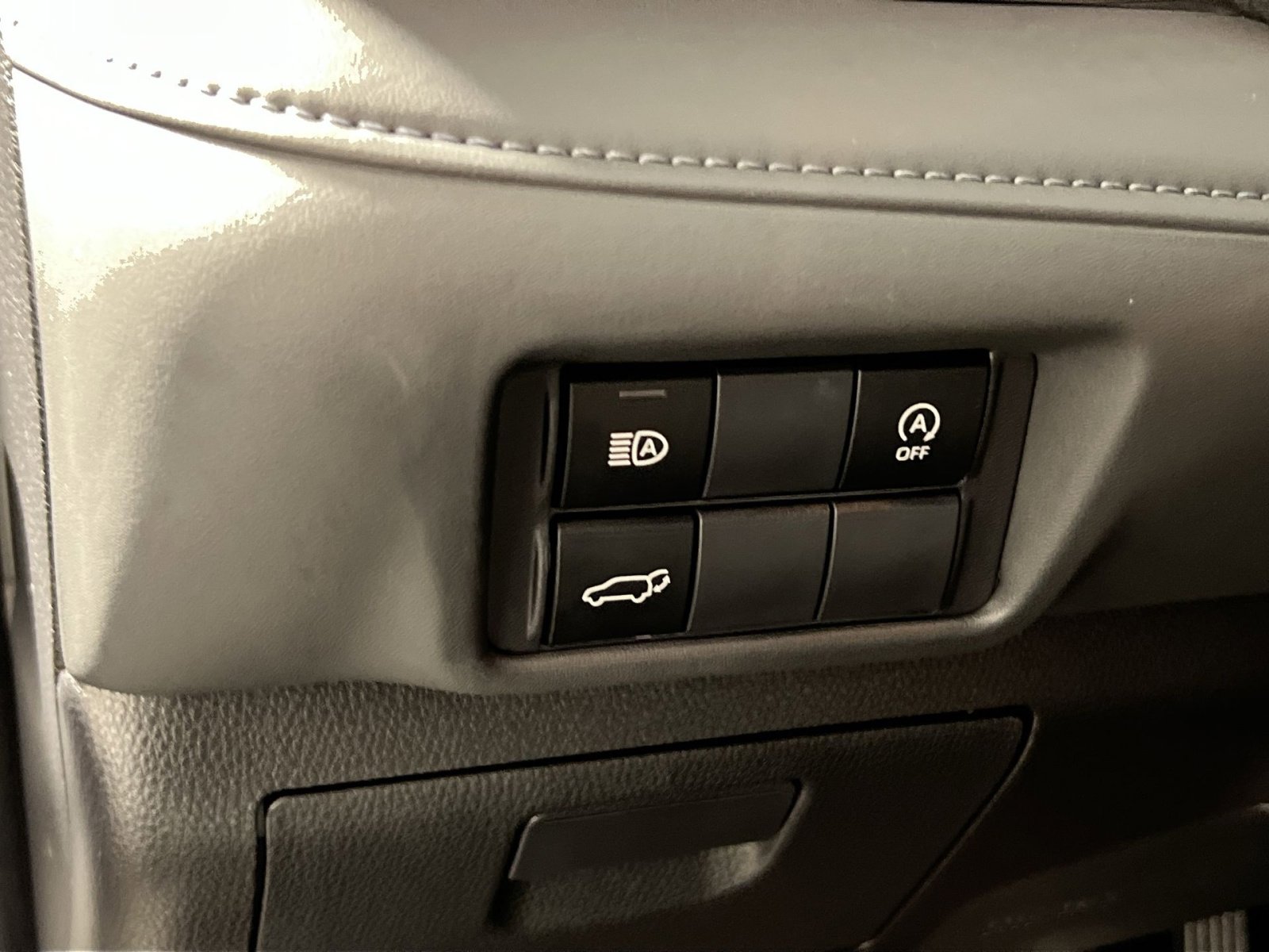 Used 2023 Toyota Highlander XSE image 32