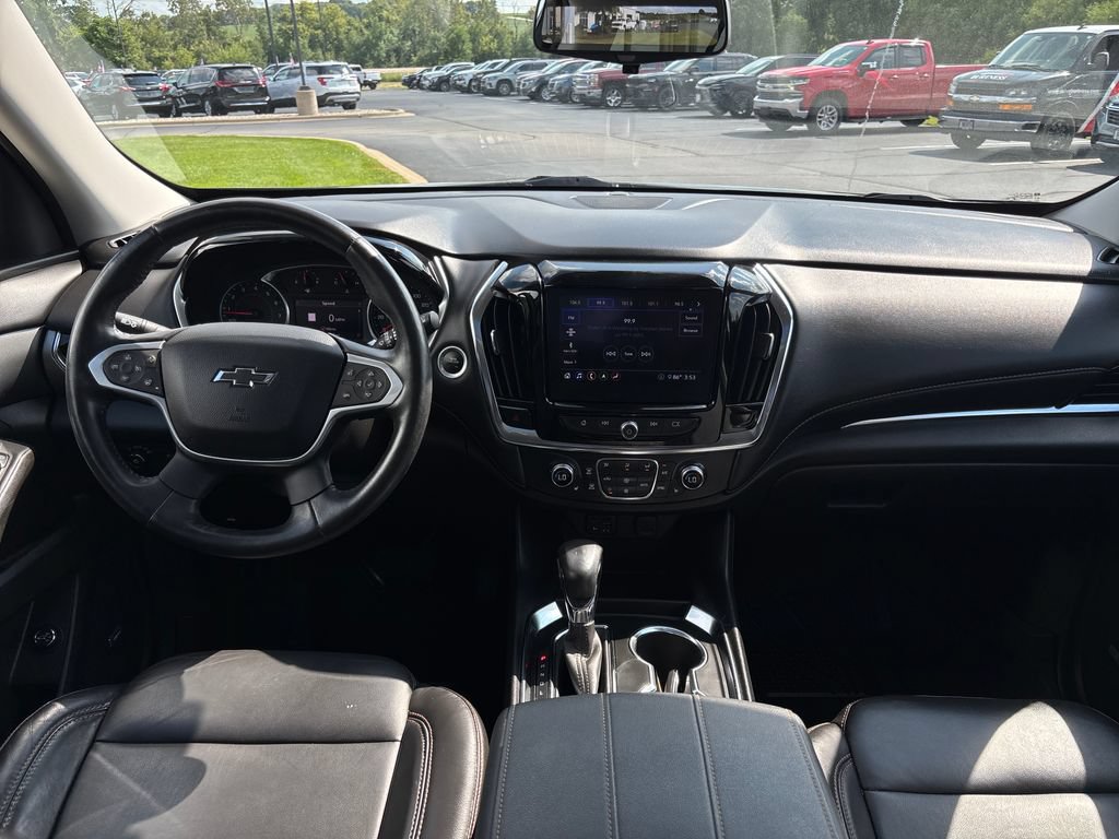 Certified 2021 Chevrolet Traverse RS w/ LPO, Floor Liner Package AWD/4WD image 11