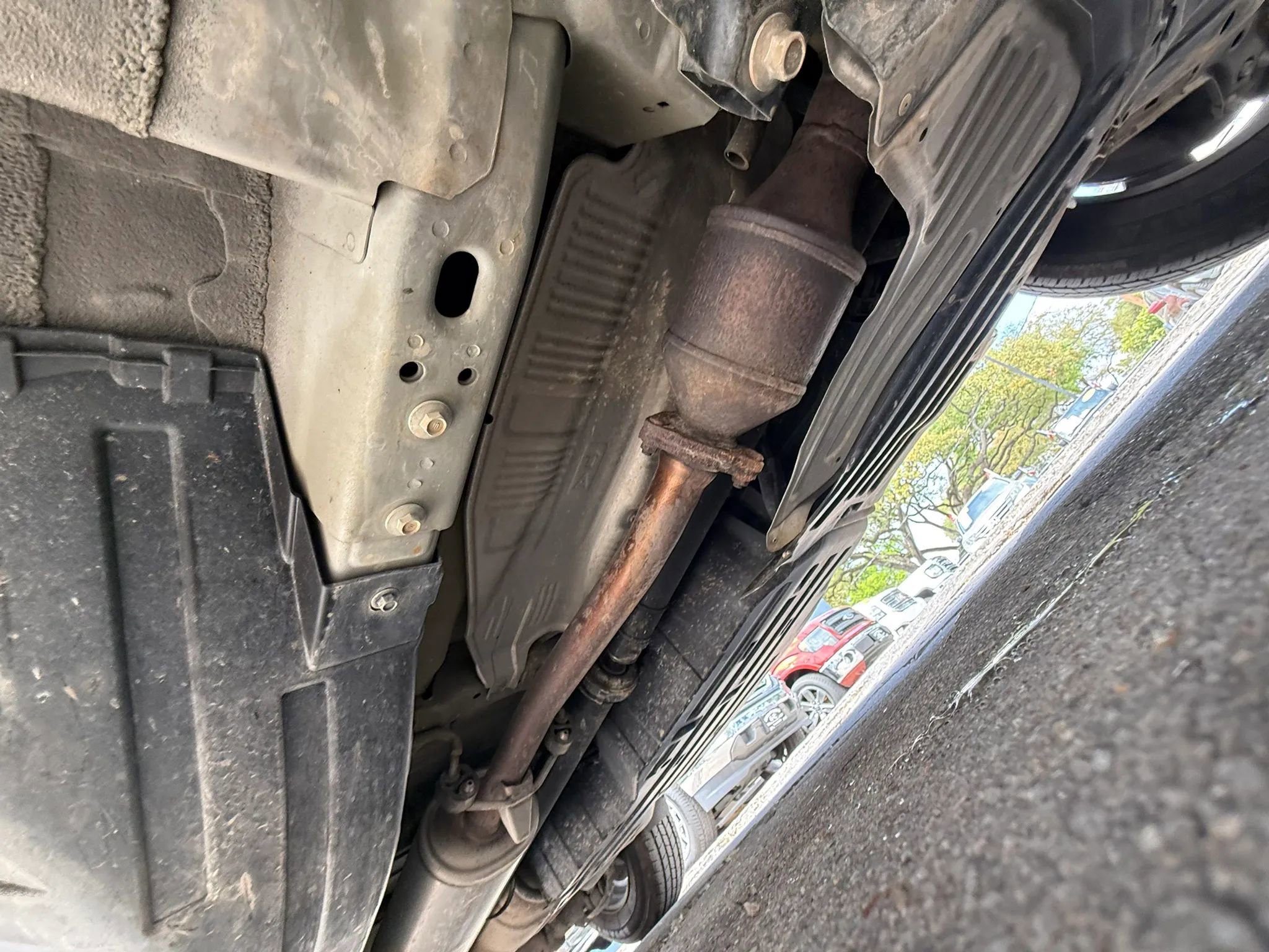Used 2014 Honda CR-V LX image 32