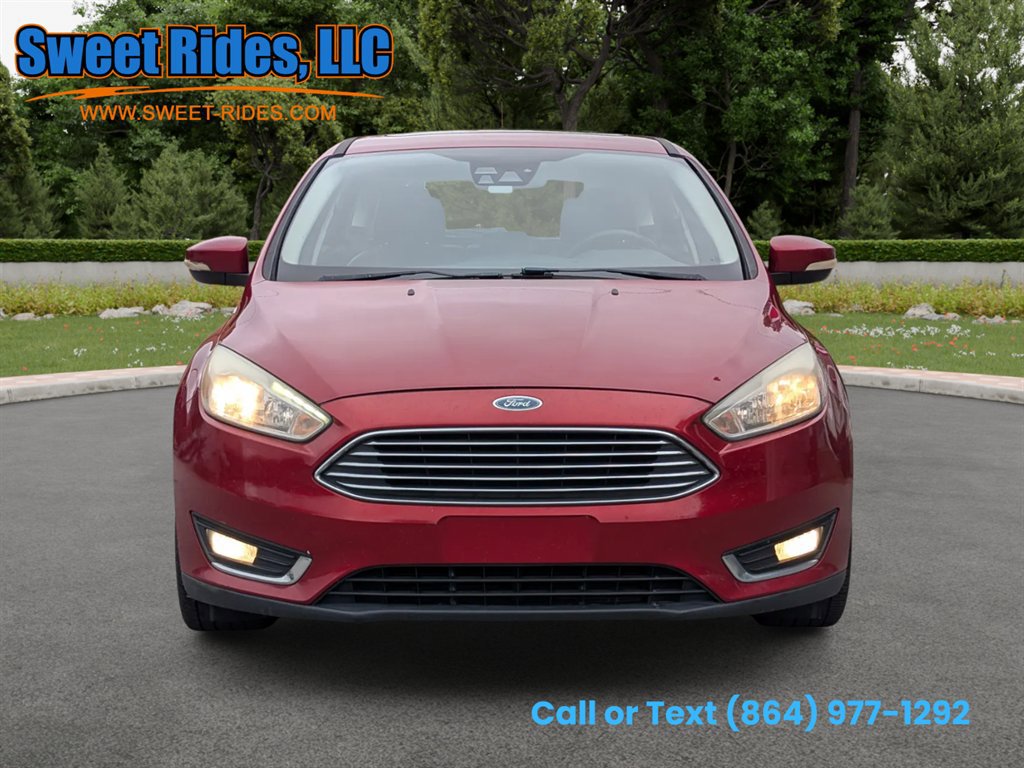 Used 2016 Ford Focus Titanium w/ Titanium Technology Package FWD image 2