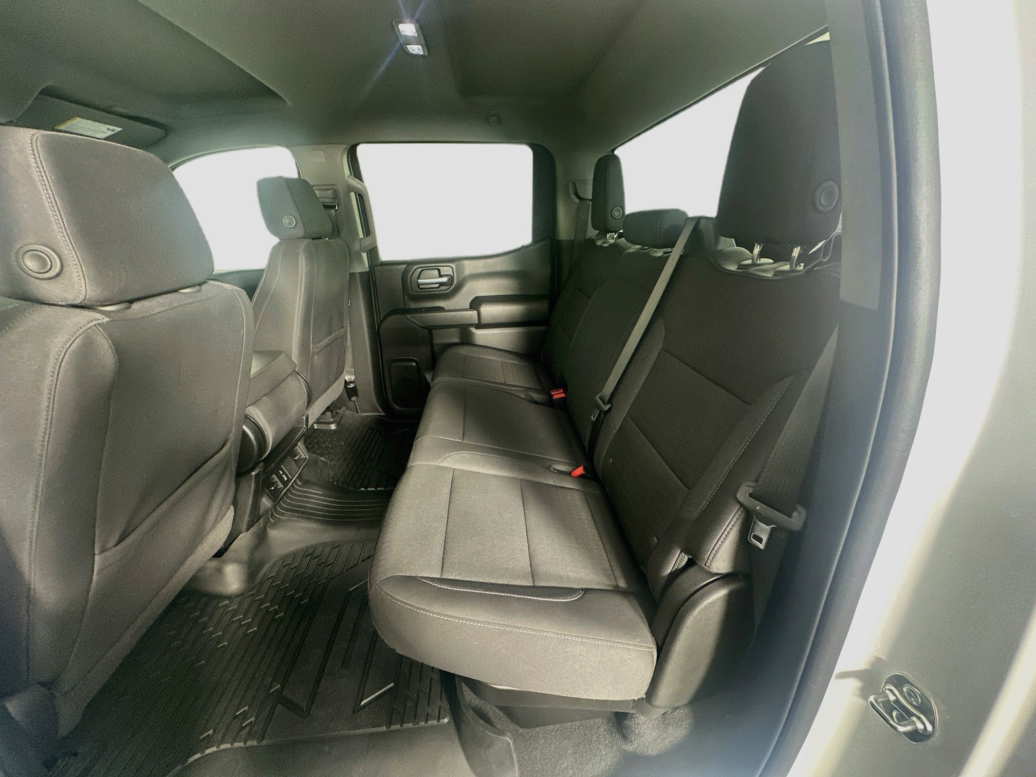 Used 2026 Chevrolet Silverado 1500 Custom Trail Boss w/ Turbomax Blackout Package AWD/4WD image 28