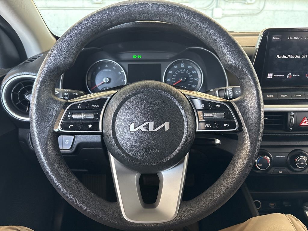 Used 2022 Kia Forte LXS FWD image 13