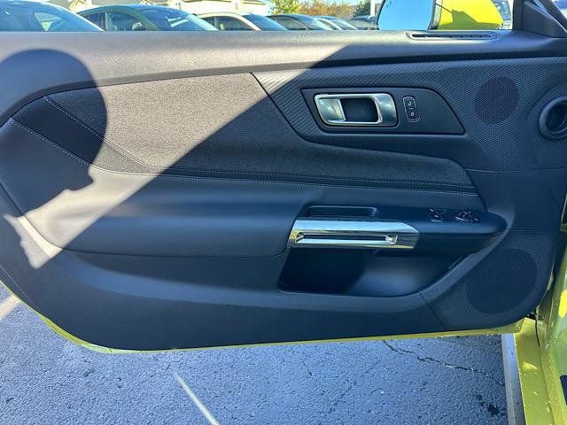 New 2025 Ford Mustang GT image 9