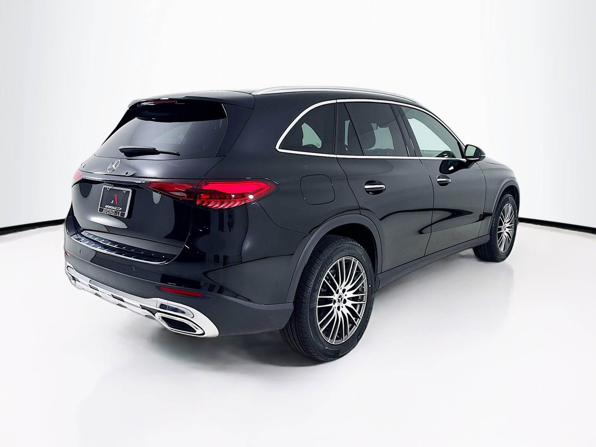 Certified 2025 Mercedes-Benz GLC 300 image 8