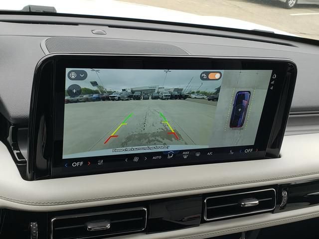New 2026 Lincoln Aviator AWD image 19