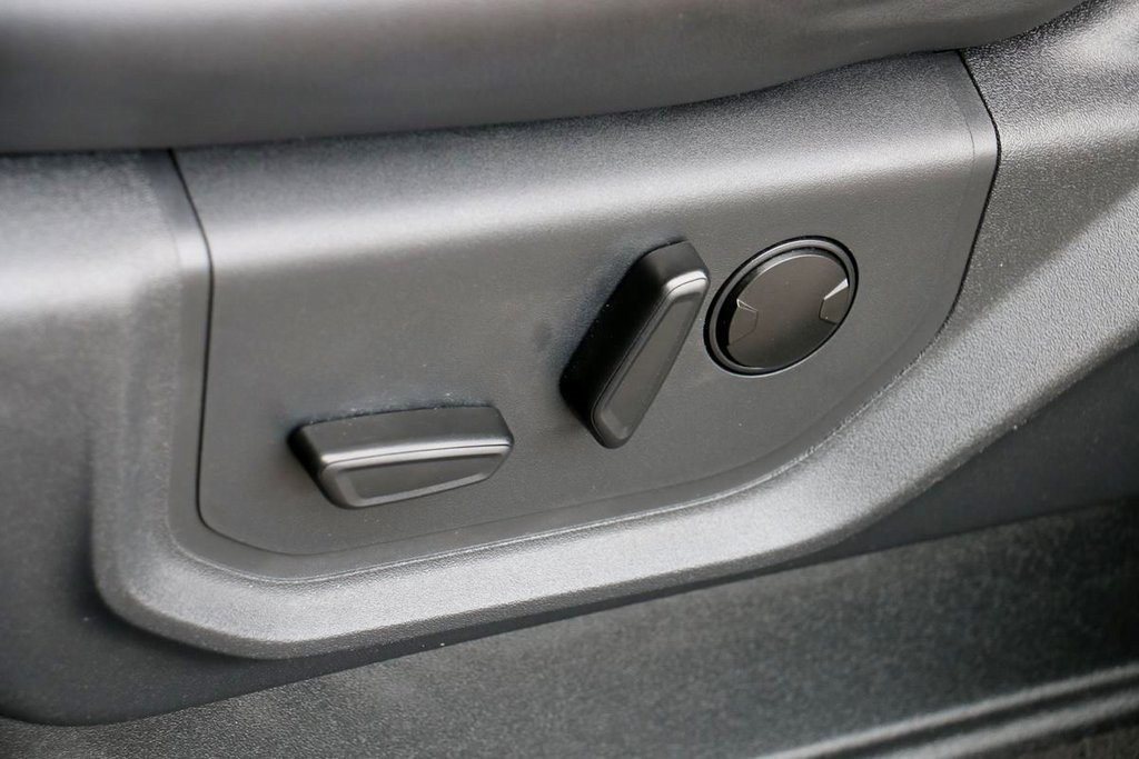 Used 2024 Ford Expedition XLT image 20