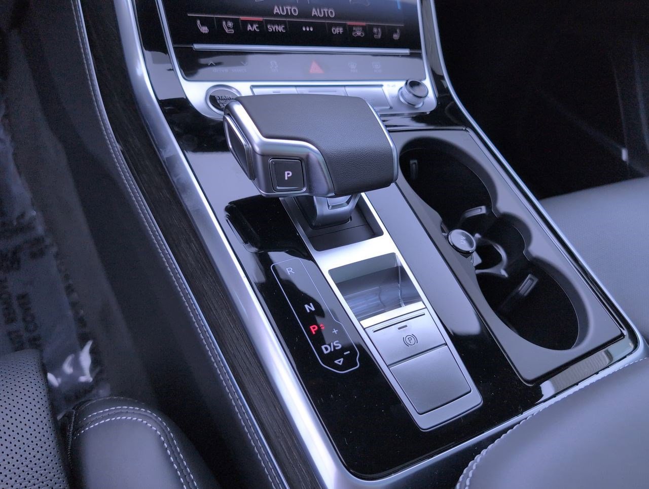 New 2025 Audi Q7 3.0T Prestige image 16